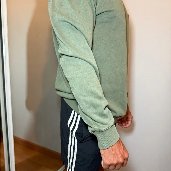 VISSLA sweatshirt - Picture 7 of 14